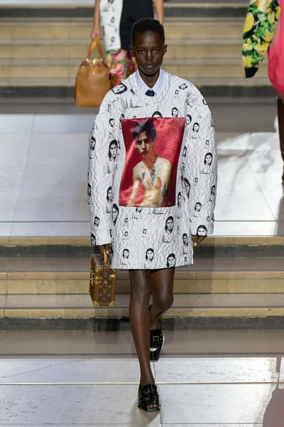 Look 38